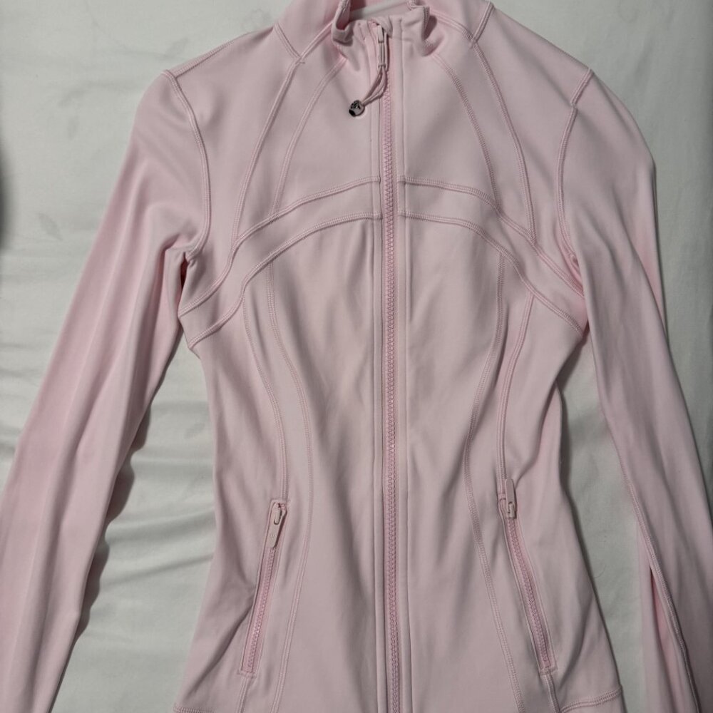 REAL STRAWBERRY MILKSHAKE LULU DEFINE JACKET NULU SIZE 2